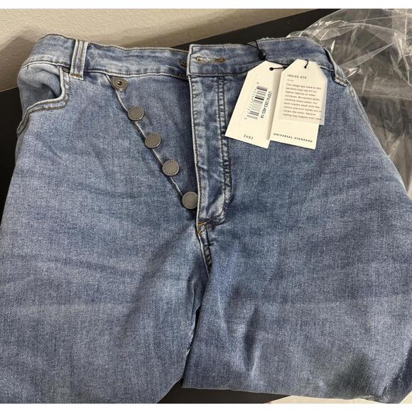 Universal Standard NWT Womens Katie High Rise Crossover Jeans Size 14 - Picture 4 of 6